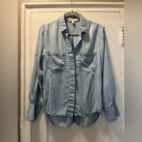 cloth & stone Tops - Cloth & Stone Chambray Blouse